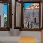 Bibliotheque דירה *